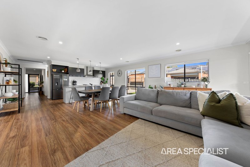Photo - 12 Everitt Close, Lang Lang VIC 3984 - Image 11