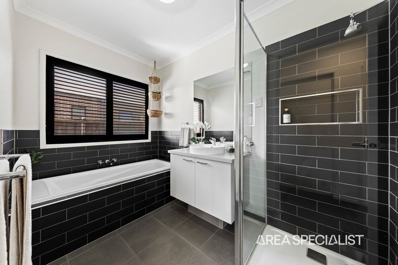Photo - 12 Everitt Close, Lang Lang VIC 3984 - Image 13