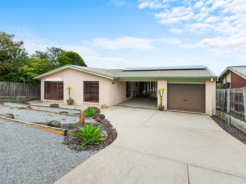 12 Ewing Court, Lakes Entrance VIC 3909