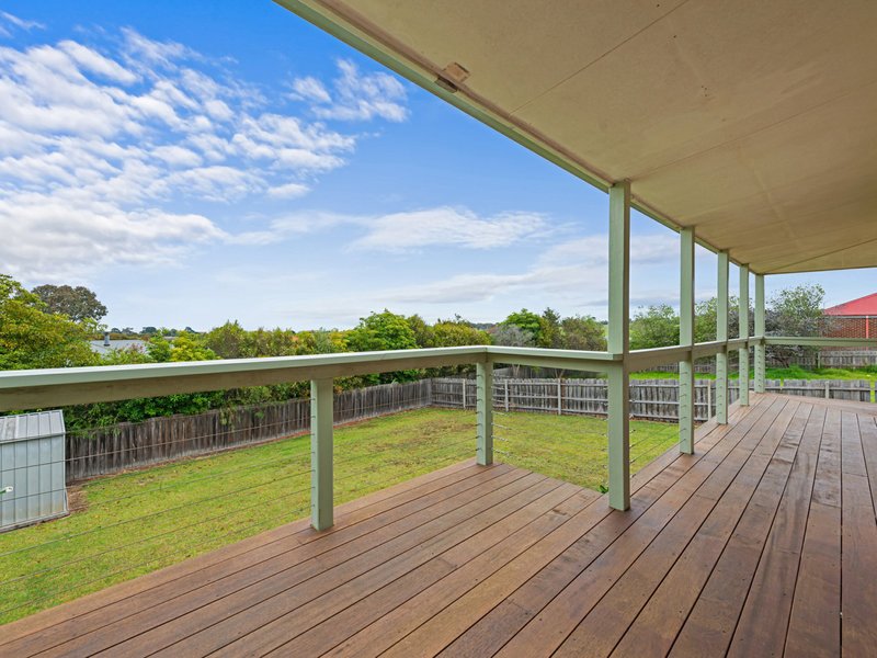 Photo - 12 Ewing Court, Lakes Entrance VIC 3909 - Image 18