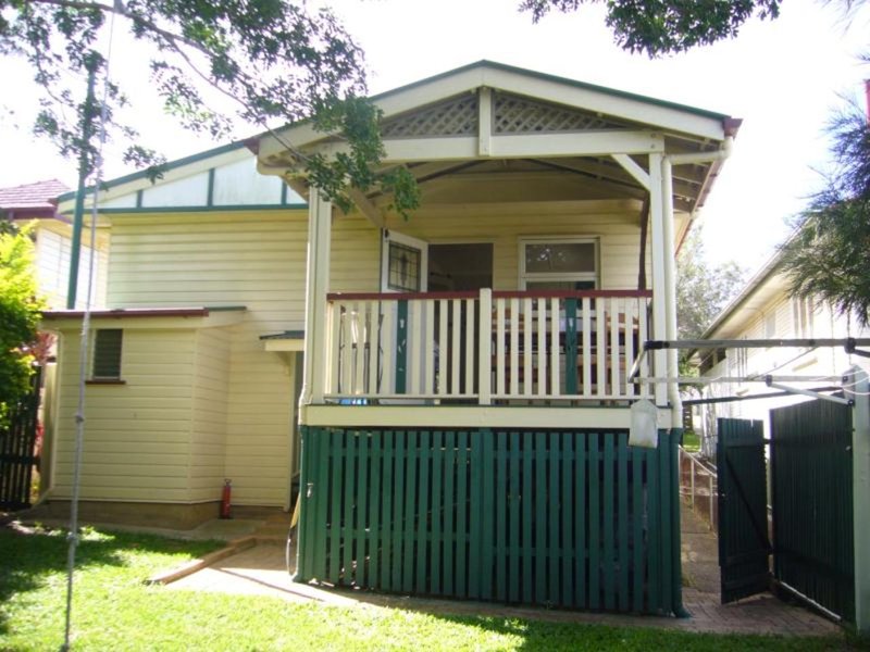 Photo - 12 Eyre Street, Mount Gravatt East QLD 4122 - Image 1