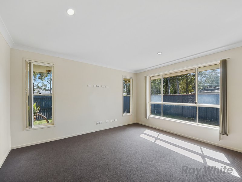 Photo - 12 Fabian Place, Bracken Ridge QLD 4017 - Image 9