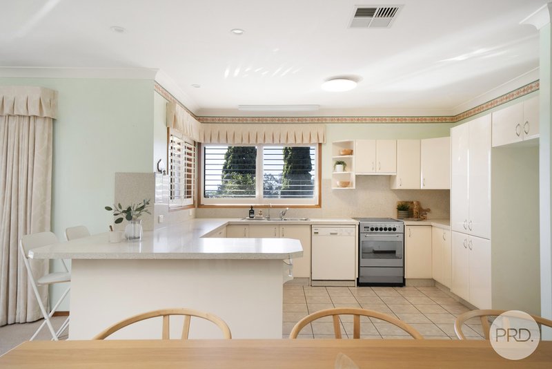 Photo - 12 Fame Avenue, Corlette NSW 2315 - Image 10