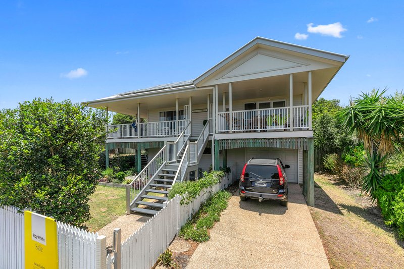 Photo - 12 Faye Avenue, Scarness QLD 4655 - Image 5