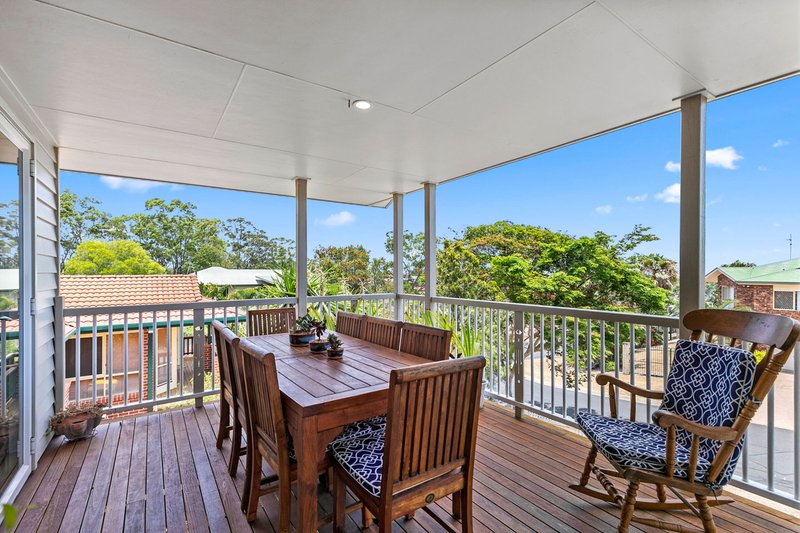 Photo - 12 Faye Avenue, Scarness QLD 4655 - Image 11