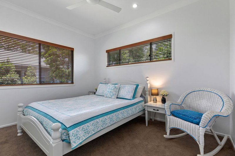 Photo - 12 Faye Avenue, Scarness QLD 4655 - Image 14