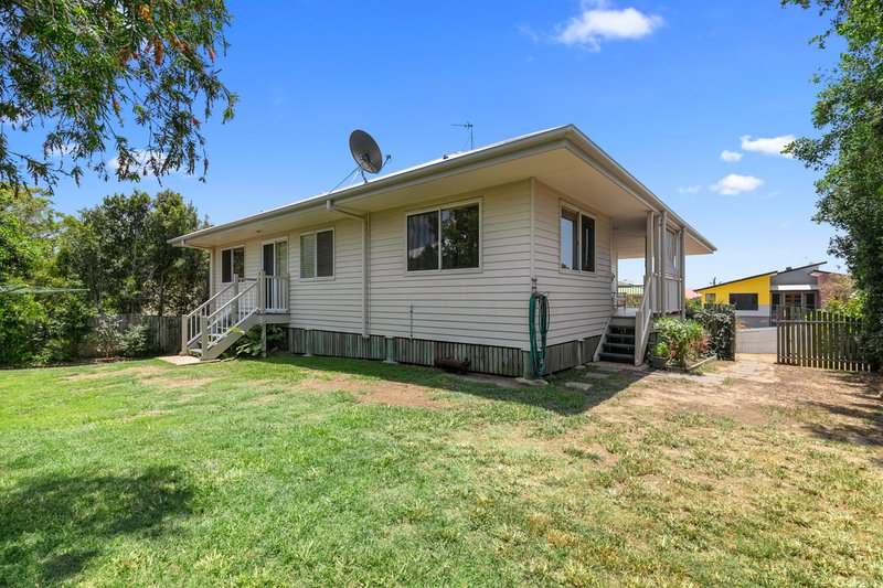 Photo - 12 Faye Avenue, Scarness QLD 4655 - Image 22