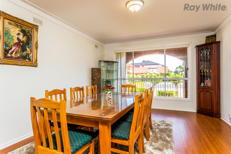 Photo - 12 Feathertop Drive, Keilor VIC 3036 - Image 3