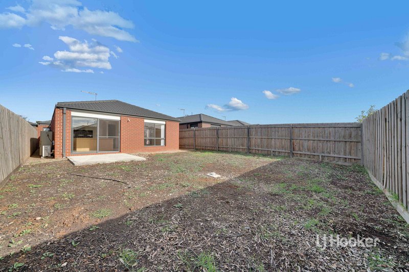 Photo - 12 Fellows Street, Weir Views VIC 3338 - Image 12