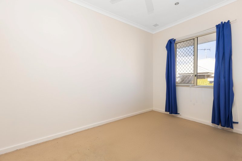 Photo - 12 Felpham Street, Balga WA 6061 - Image 11