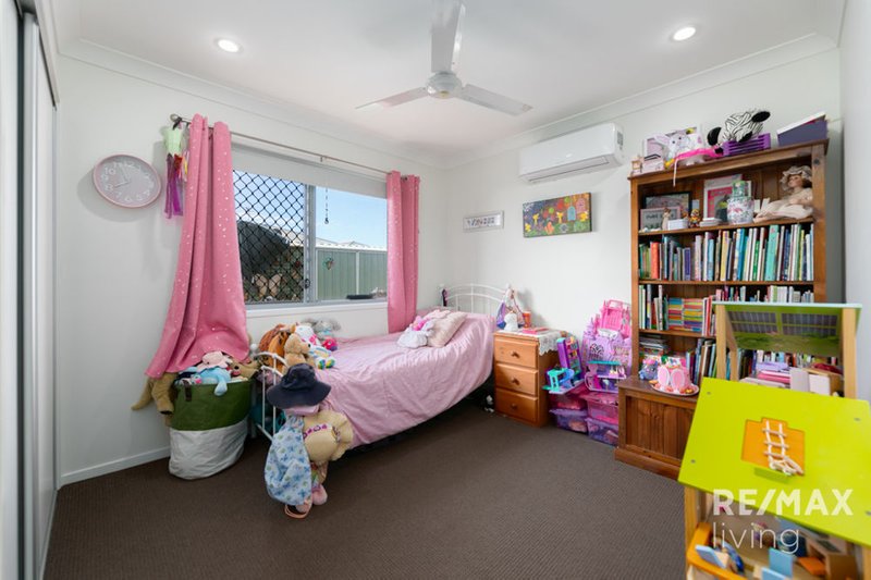 Photo - 12 Feltham Circuit, Burpengary East QLD 4505 - Image 13