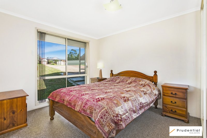Photo - 12 Ferrari Place, Ingleburn NSW 2565 - Image 5