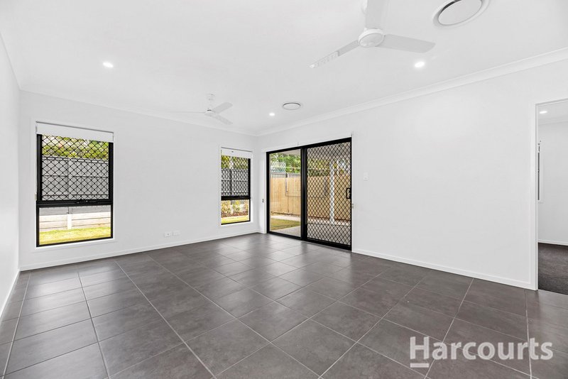 Photo - 12 Ferry Street, Morayfield QLD 4506 - Image 6