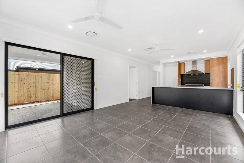 Photo - 12 Ferry Street, Morayfield QLD 4506 - Image 7
