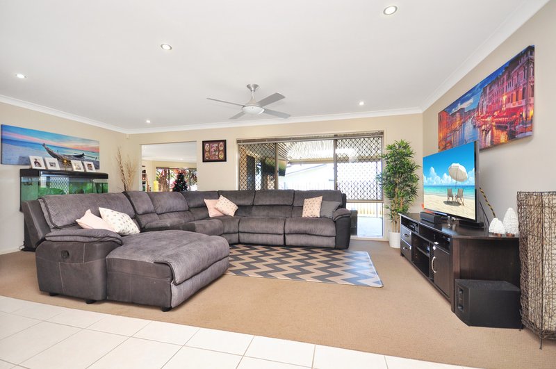 Photo - 12 Fig Court, Upper Caboolture QLD 4510 - Image 6