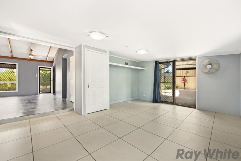 Photo - 12 Finch Court, Deception Bay QLD 4508 - Image 4