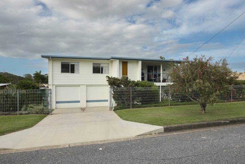 Photo - 12 Finchley Street, Telina QLD 4680 - Image 2