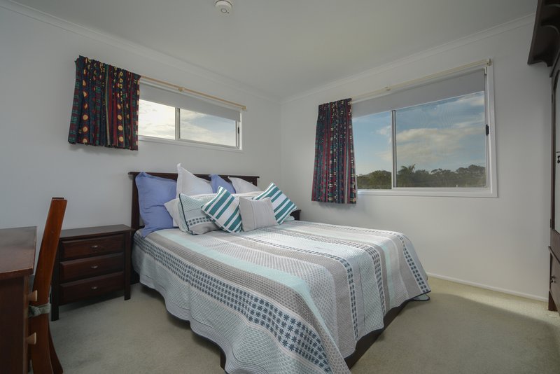 Photo - 12 Finchley Street, Telina QLD 4680 - Image 13