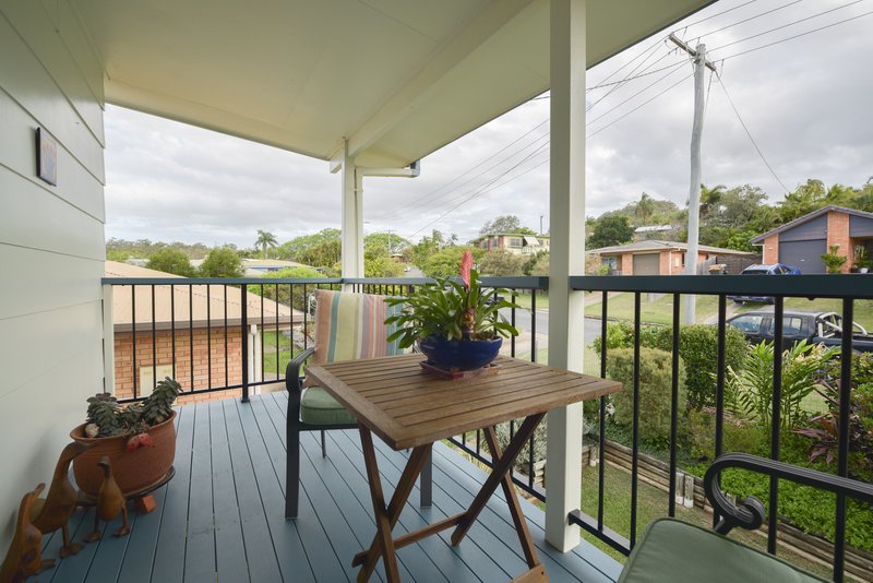 Photo - 12 Finchley Street, Telina QLD 4680 - Image 15