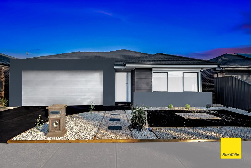 12 Finsbury Crescent, Manor Lakes VIC 3024