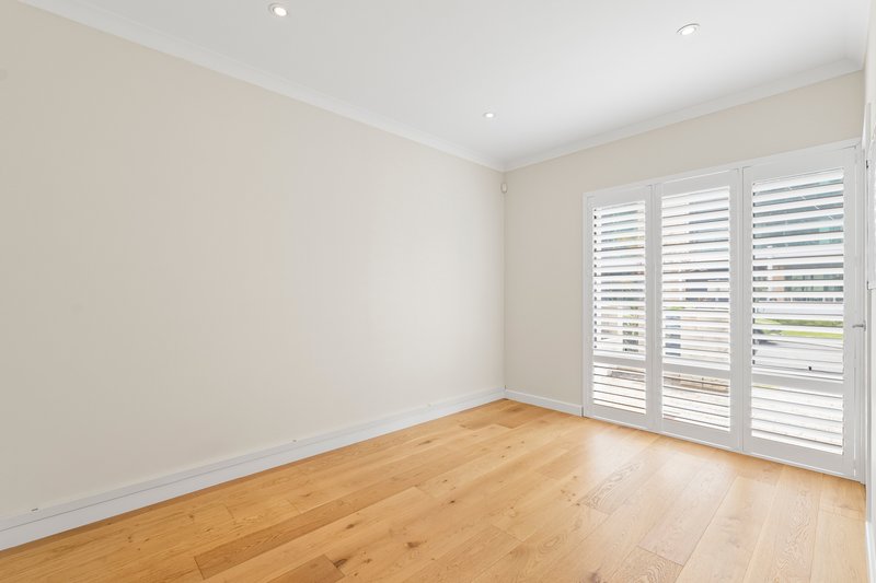 Photo - 1/2 First Avenue, Applecross WA 6153 - Image 4