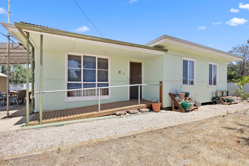 Photo - 12 First Street, Arthurton SA 5572 - Image 2