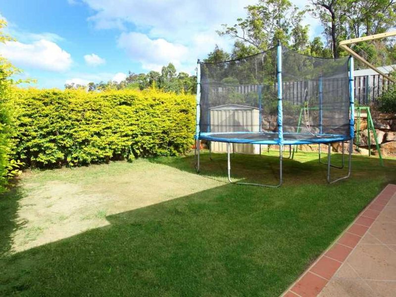 Photo - 12 Fitzgerald Close, Maudsland QLD 4210 - Image 4