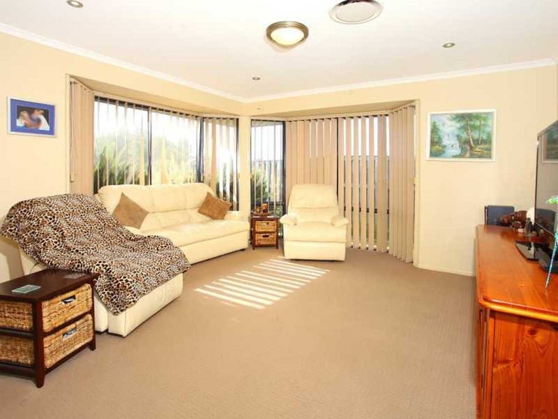 Photo - 12 Fitzgerald Close, Maudsland QLD 4210 - Image 14