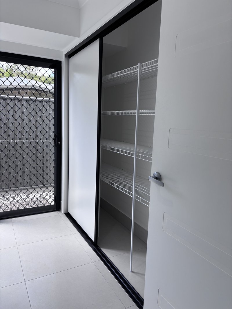Photo - 12 Flagstaff Way, White Rock QLD 4868 - Image 13