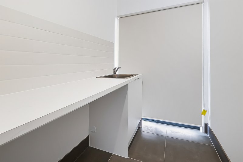 Photo - 12 Flat Pea Crescent, Deebing Heights QLD 4306 - Image 15