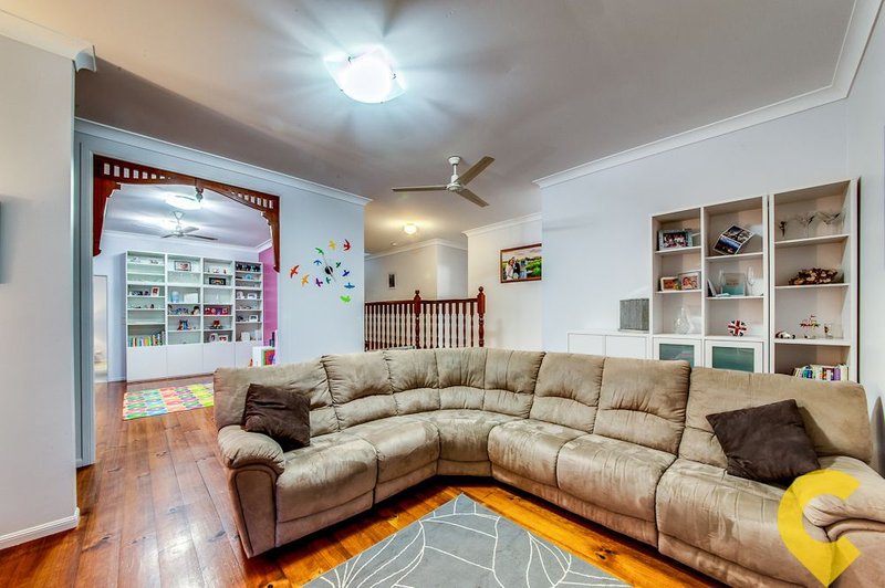 Photo - 12 Fleetwood Court, Ferny Hills QLD 4055 - Image 5