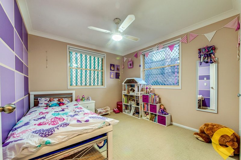 Photo - 12 Fleetwood Court, Ferny Hills QLD 4055 - Image 11