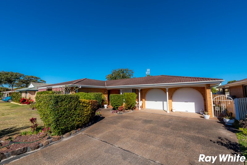 12 Flora Parade, Tuncurry NSW 2428