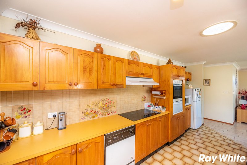 Photo - 12 Flora Parade, Tuncurry NSW 2428 - Image 2