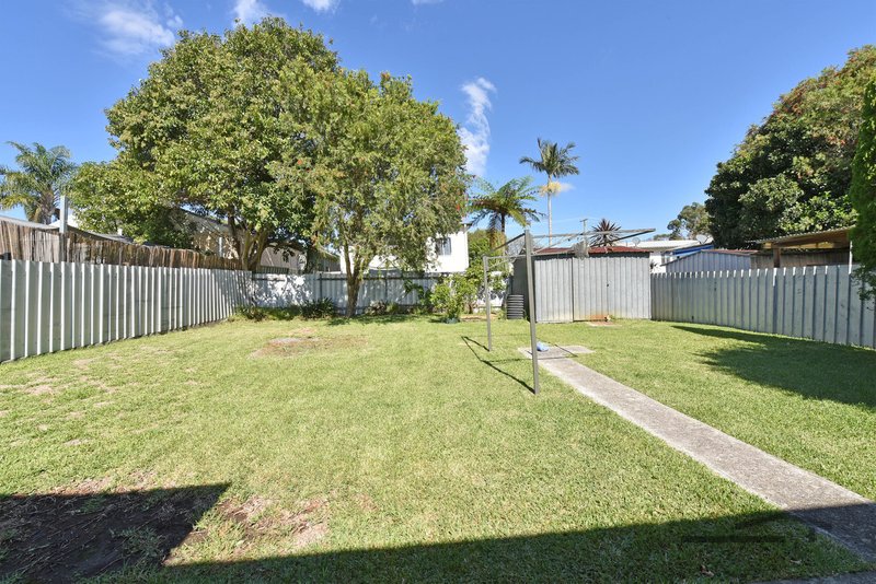 Photo - 12 Florence Street, Cardiff South NSW 2285 - Image 2