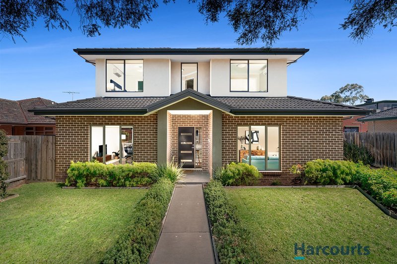 1/2 Folkestone Road, Glen Waverley VIC 3150