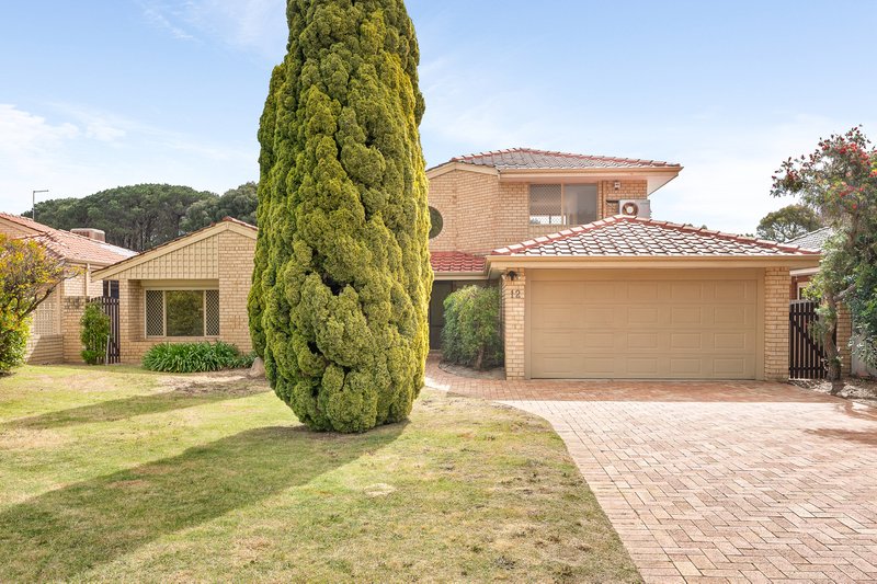 Photo - 12 Forest Walk, Kardinya WA 6163 - Image 2