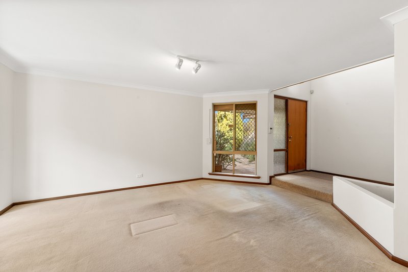 Photo - 12 Forest Walk, Kardinya WA 6163 - Image 6