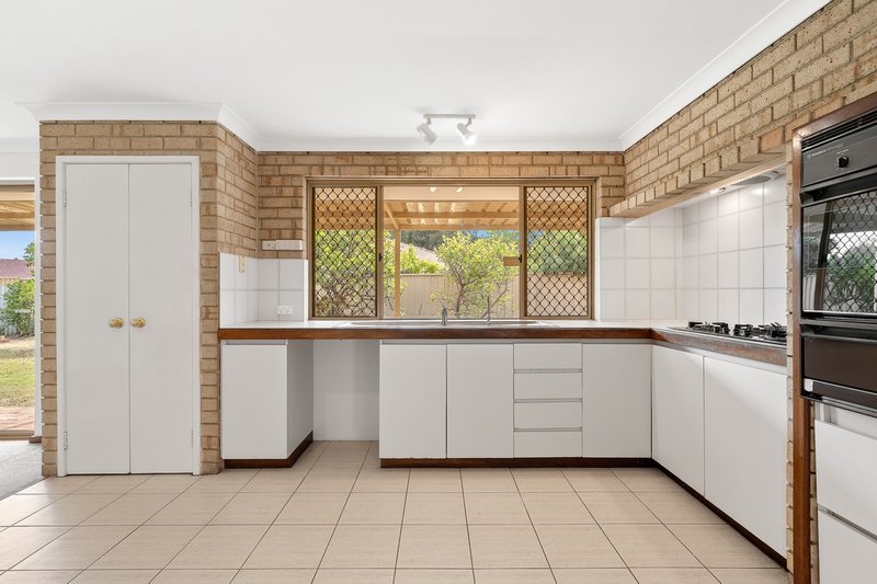 Photo - 12 Forest Walk, Kardinya WA 6163 - Image 10