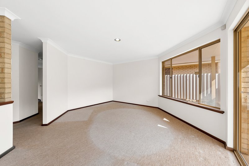 Photo - 12 Forest Walk, Kardinya WA 6163 - Image 15