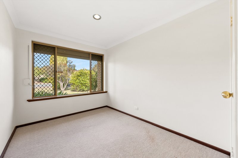 Photo - 12 Forest Walk, Kardinya WA 6163 - Image 19