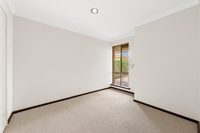 Photo - 12 Forest Walk, Kardinya WA 6163 - Image 21