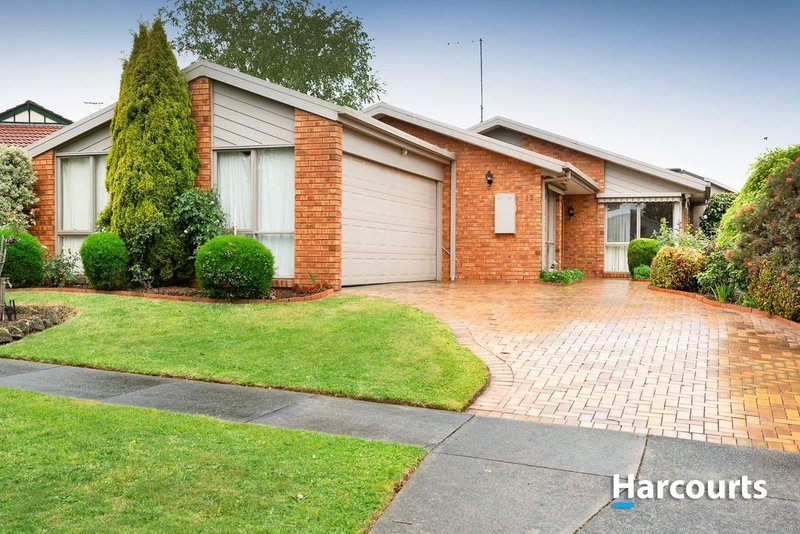 12 Foulds Court, Berwick VIC 3806