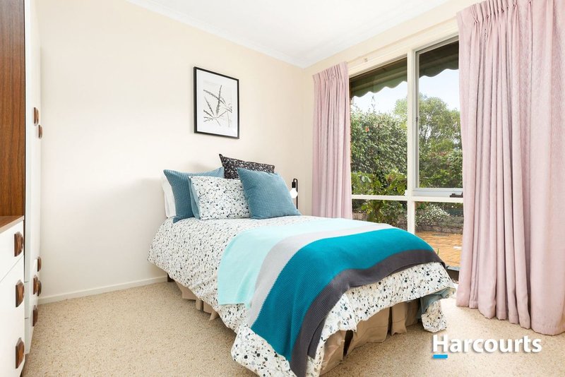 Photo - 12 Foulds Court, Berwick VIC 3806 - Image 11