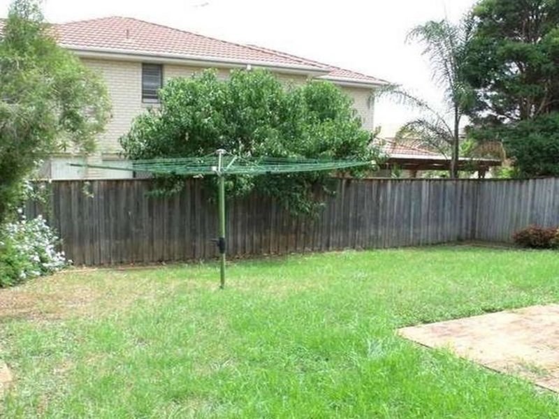 Photo - 12 Foxgrove Avenue, Casula NSW 2170 - Image 8