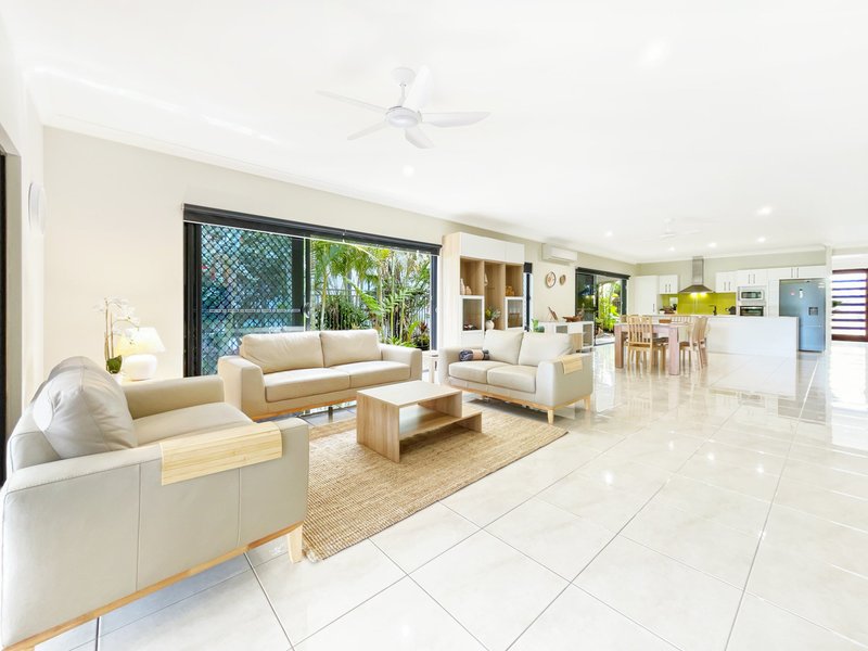 Photo - 12 Foxtail Crescent, Banksia Beach QLD 4507 - Image 6