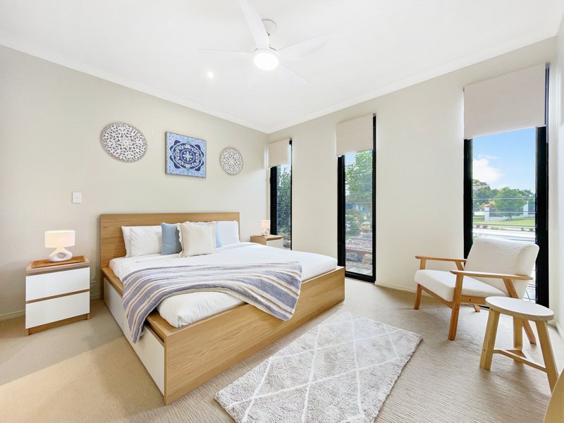 Photo - 12 Foxtail Crescent, Banksia Beach QLD 4507 - Image 10