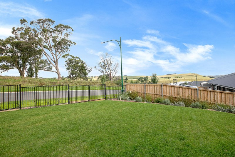 Photo - 12 Francis Street, Moss Vale NSW 2577 - Image 2