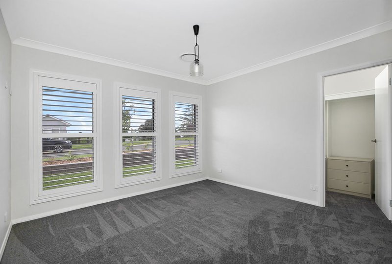 Photo - 12 Francis Street, Moss Vale NSW 2577 - Image 6