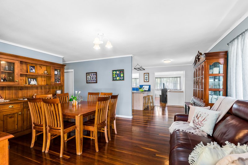 Photo - 12 Franciscea Street, Everton Hills QLD 4053 - Image 3